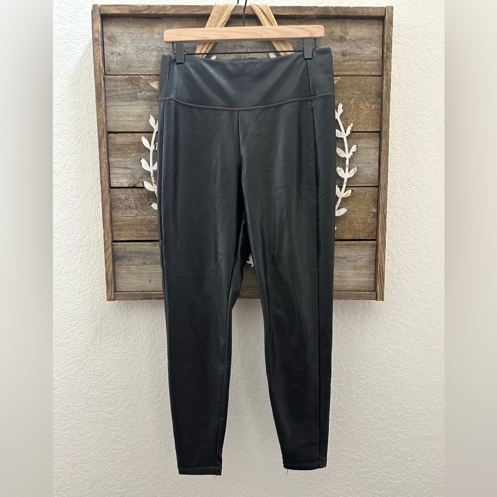Athlete black faux leather leggings pants tights ladies size M